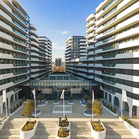 Odyssey C3 Premium Pools Apartament Năvodari